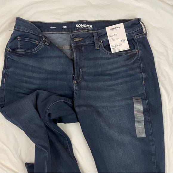 NEW- W/Tags Sonoma Mid Rise Skinny Jeans Sz 12R Dark Wash Stretch Denim - Picture 2 of 5